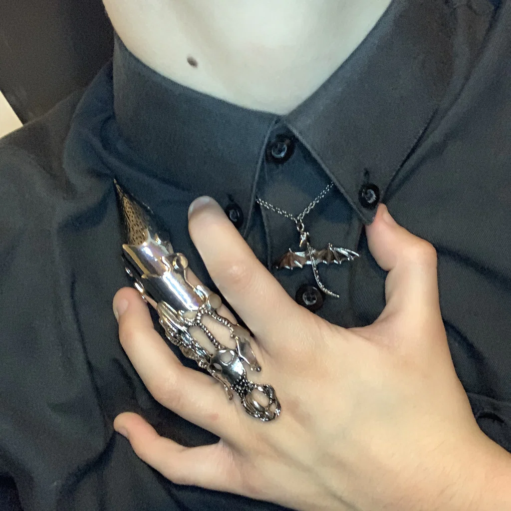 Greyson's avatar
