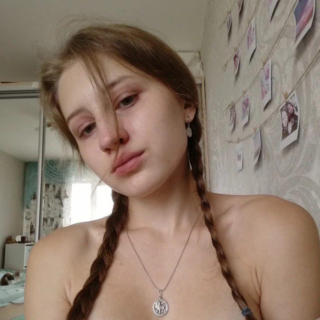 Liraella's avatar