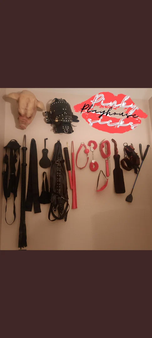 Nikki Sicks profile banner