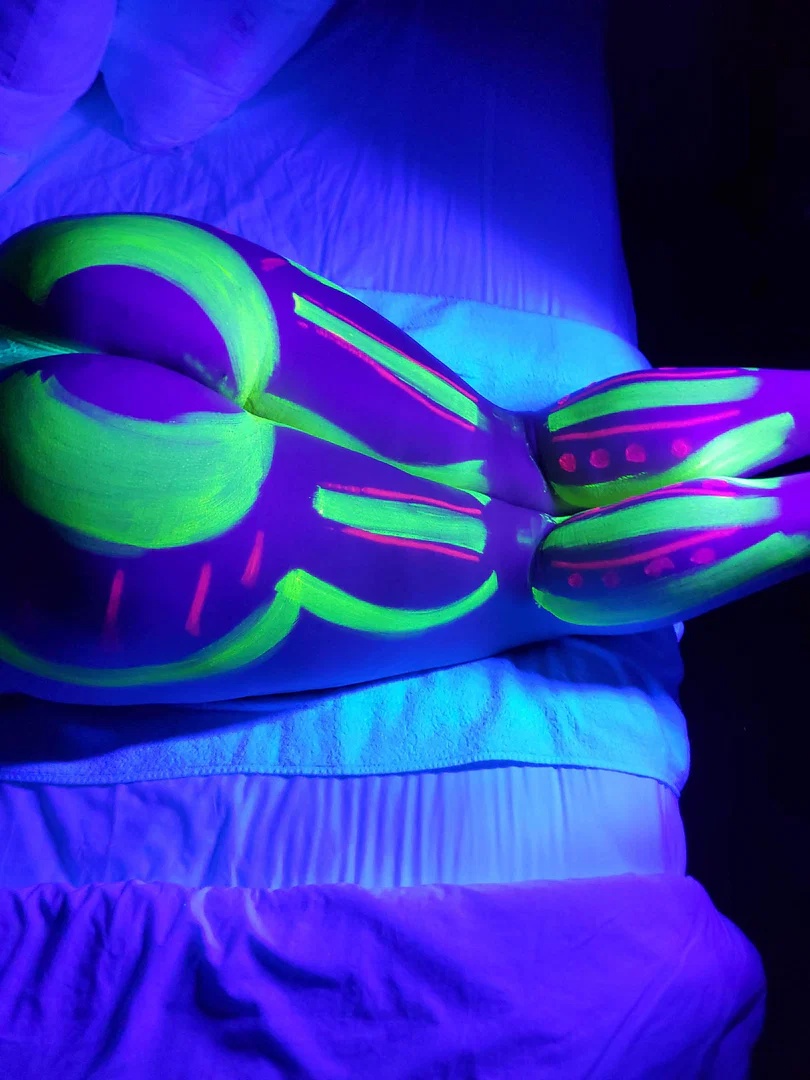Blacklight Booty profile banner