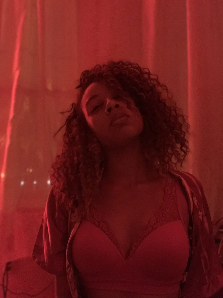 Reni Rosada's avatar