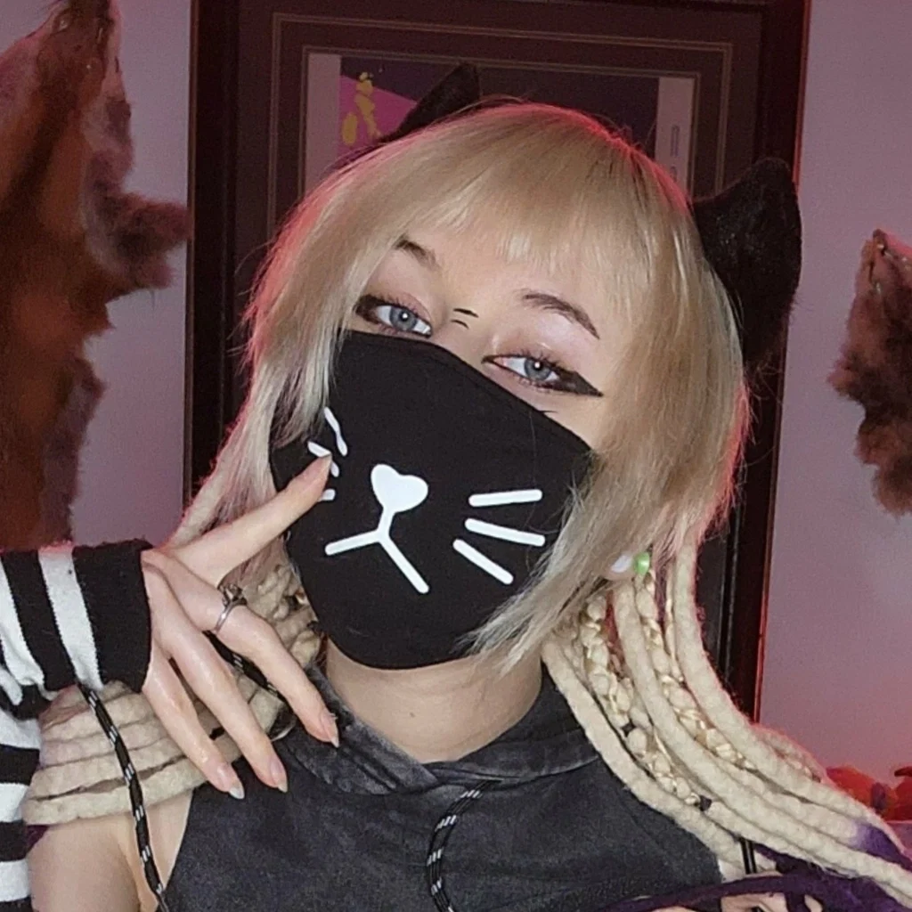 Spooky Puss's avatar