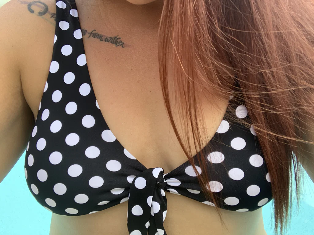 Lonely Wife's avatar