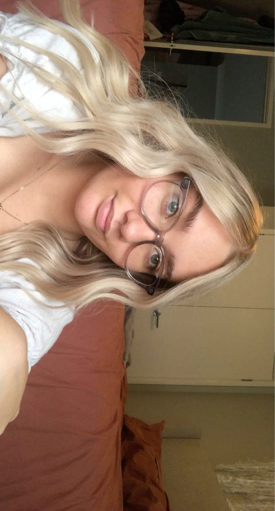Ruthie's avatar