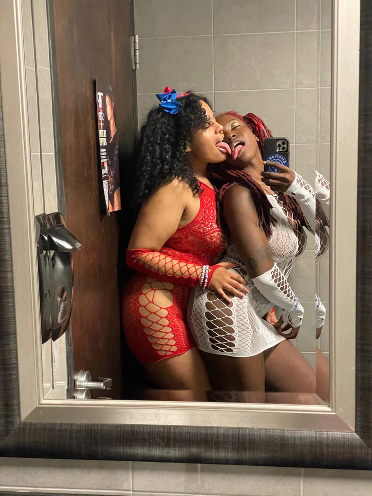 Pisces &amp; Classy Steph *NO PPV*'s avatar