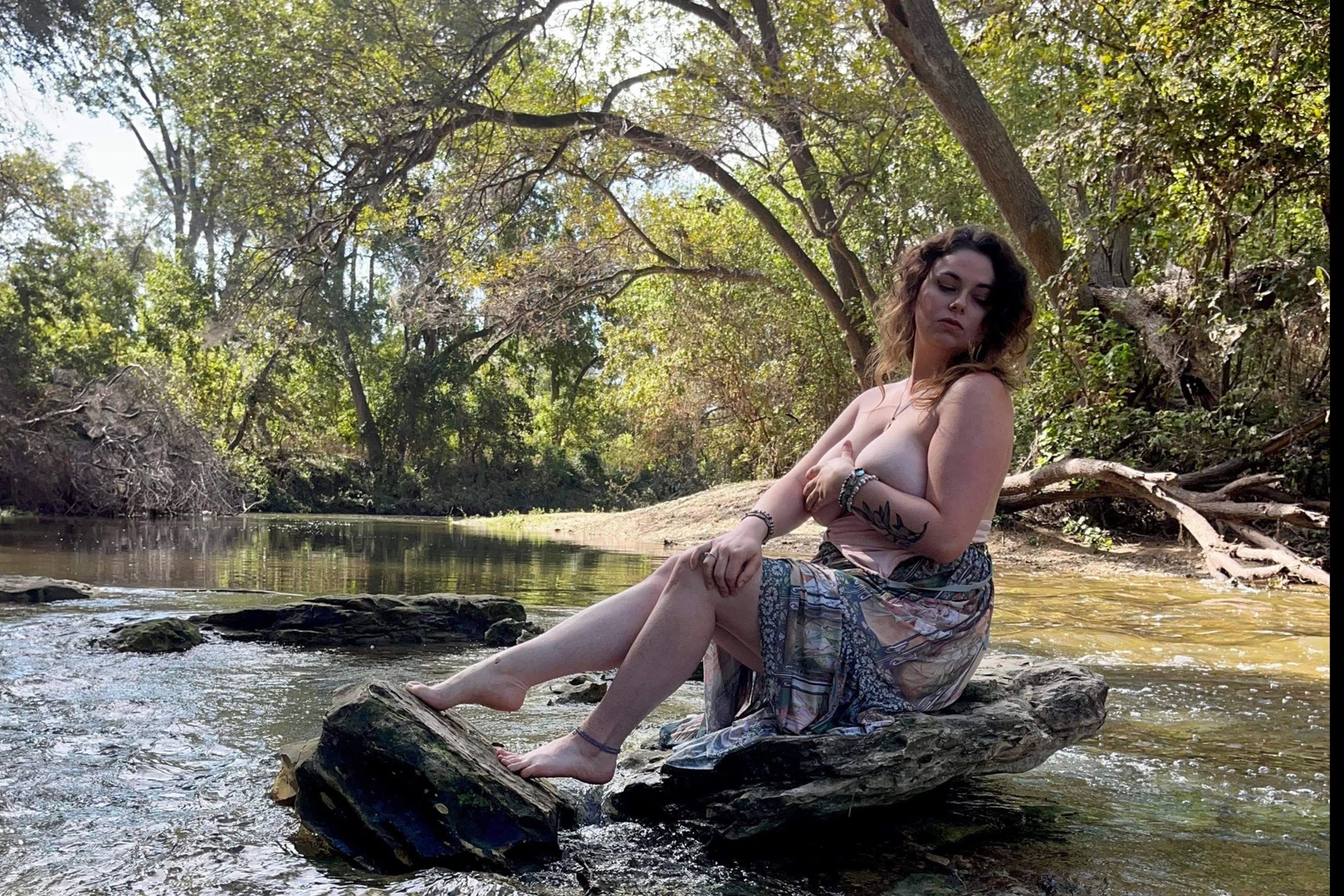 Lila Rose Brookes profile banner
