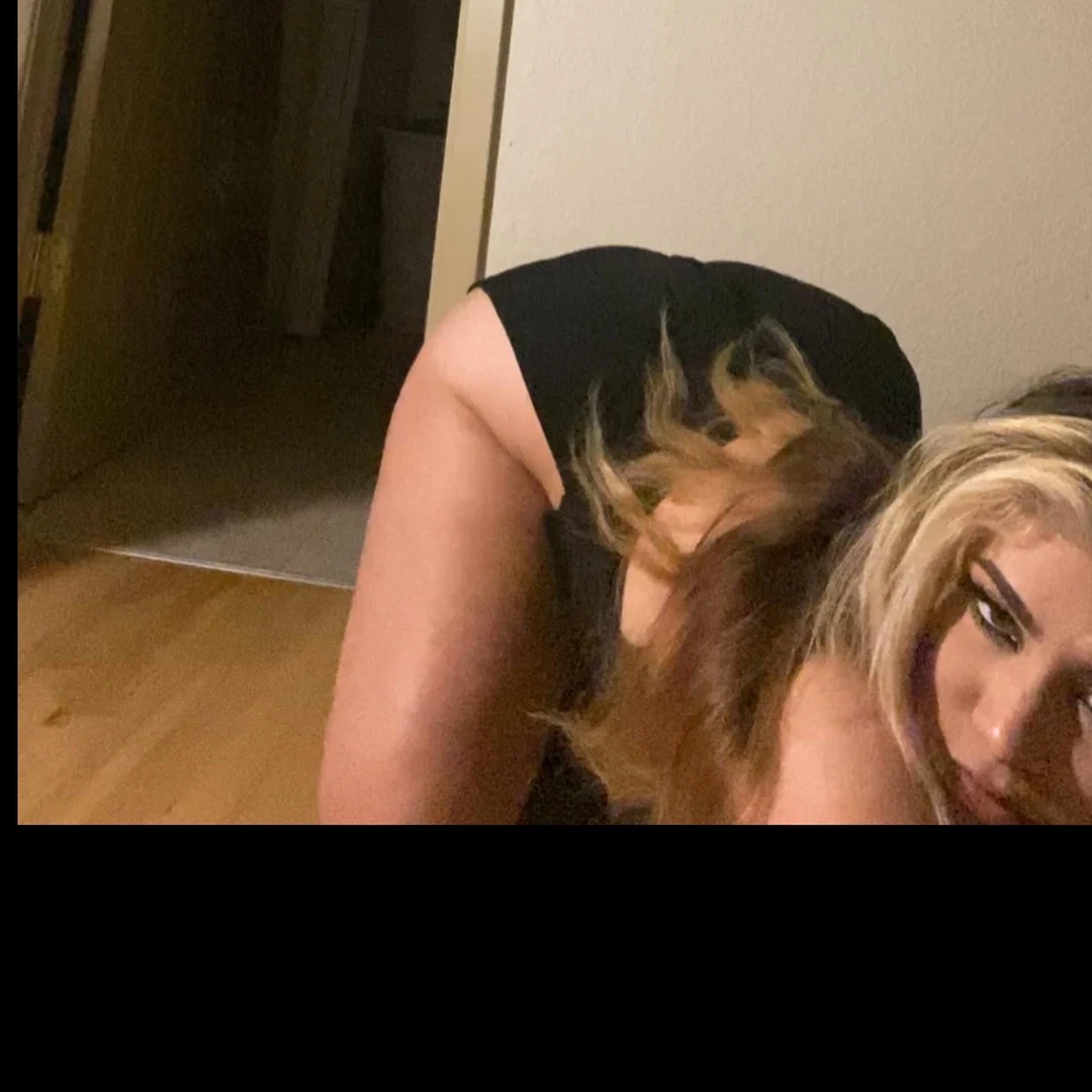 Sara profile banner