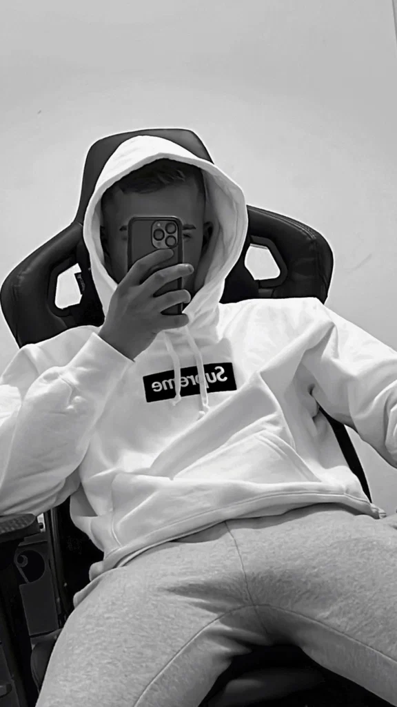 Lowlife's avatar