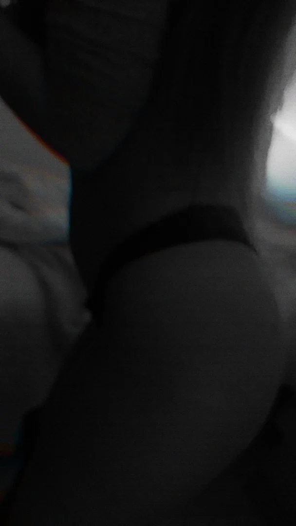 Luna profile banner