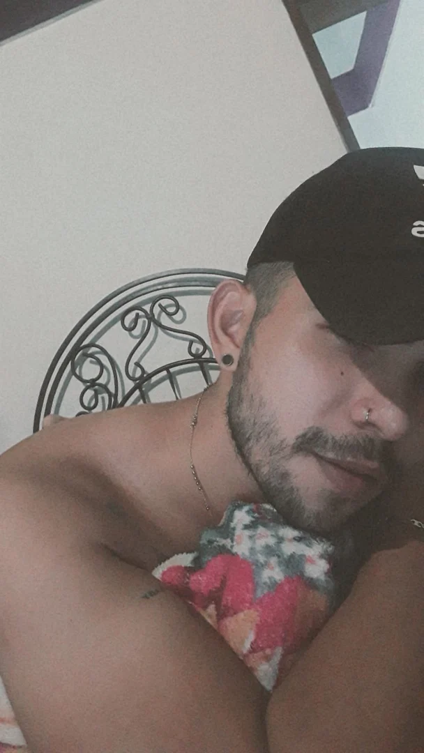 Maxximo R profile banner