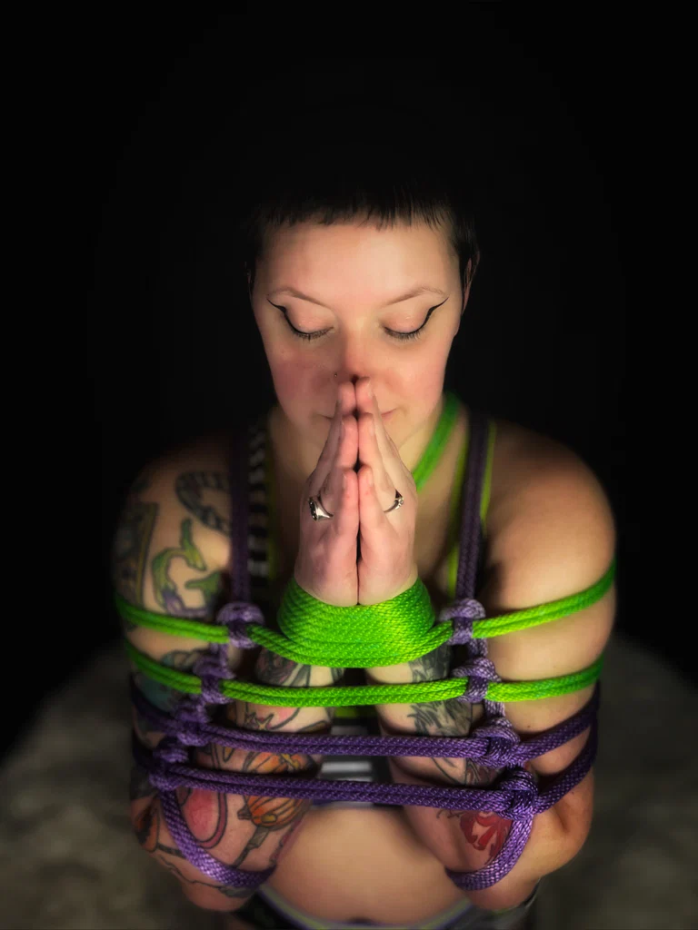 Emerald Lynn's avatar
