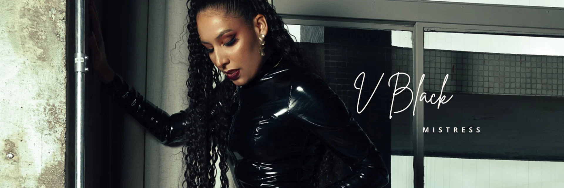 Mistress V Black profile banner