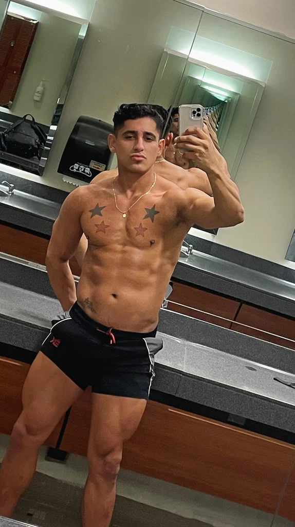 AleXXXander