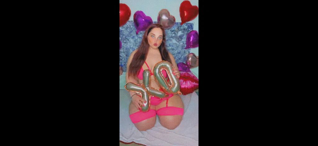 💋 H 😈