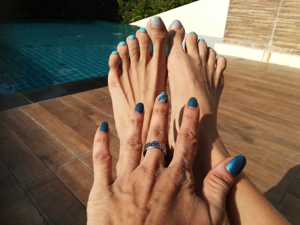 HerTravelFeet👣's avatar