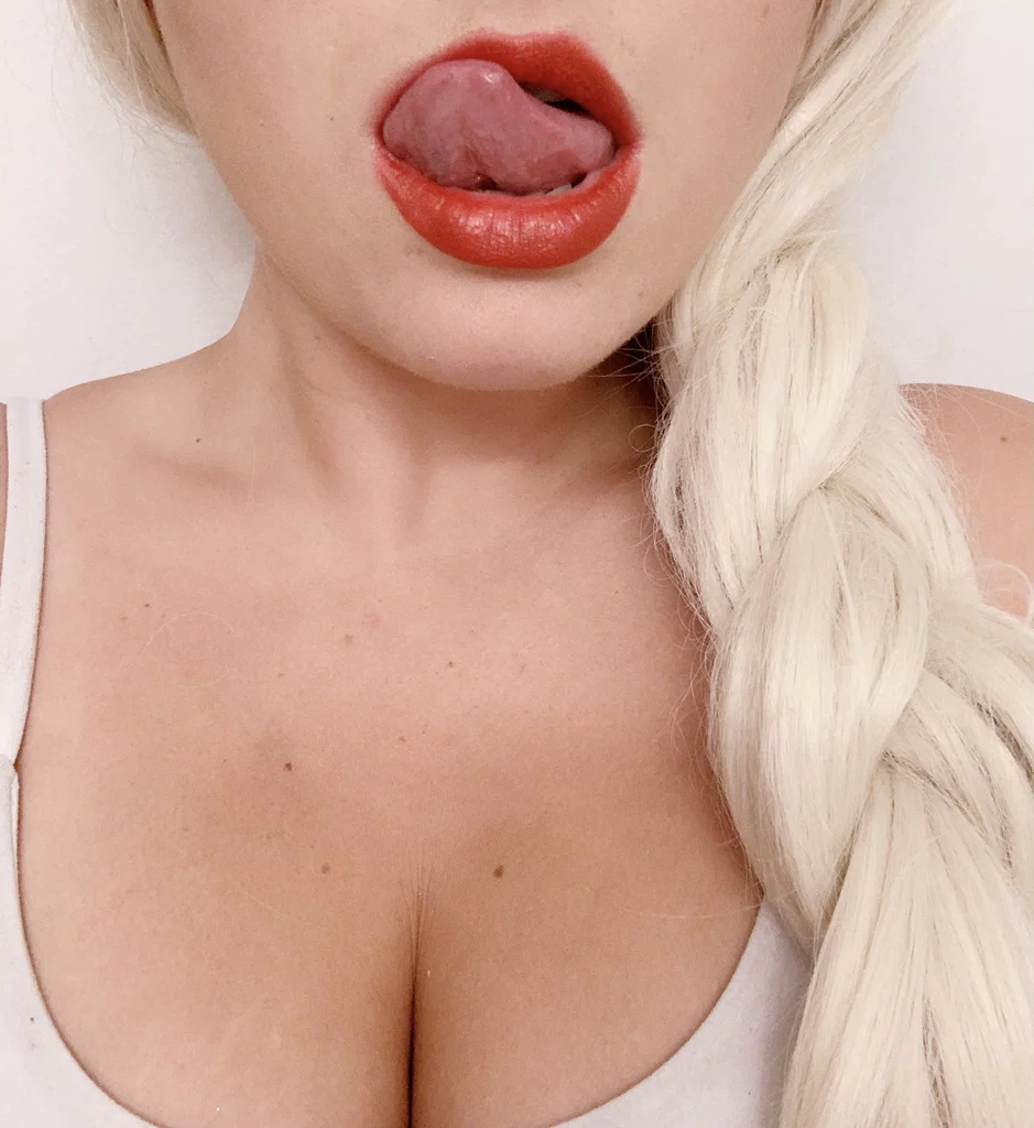 Veronica's avatar