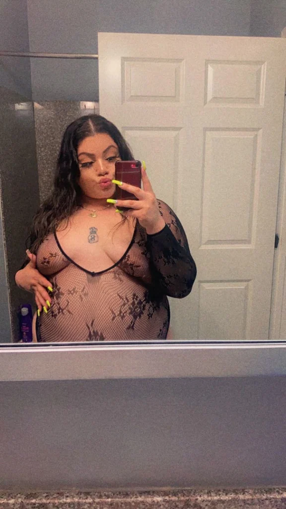 MoneyMarie's avatar