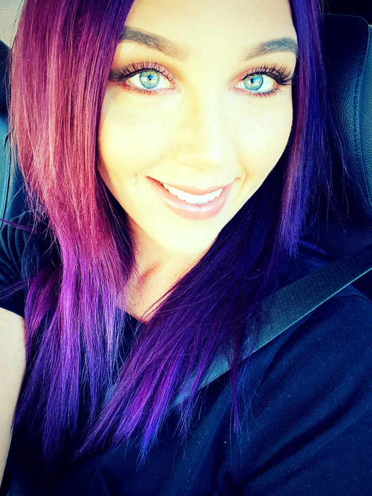 Alisha C's avatar