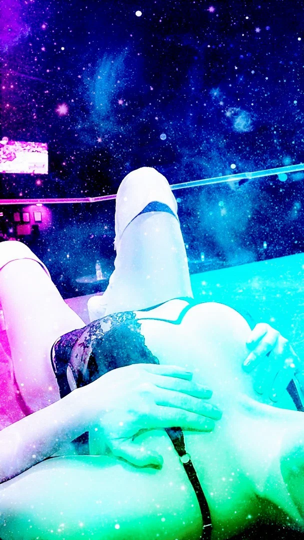 Tiffany profile banner