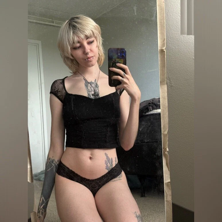 Kate Lavender 🖤🌊🦈