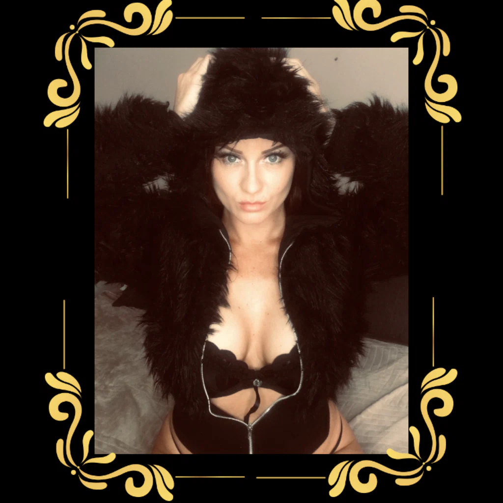 ⚜️Sasha Online⚜️'s avatar