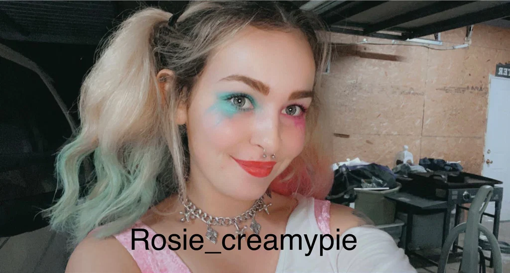 Rose's avatar