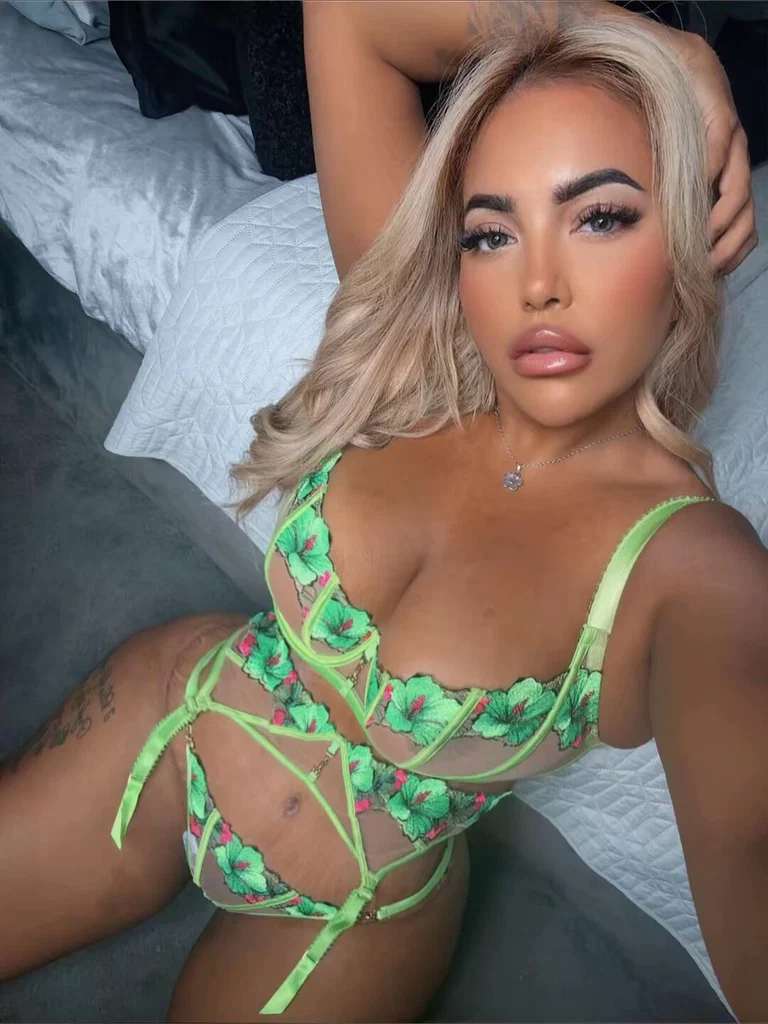 Tanya Lucie's avatar