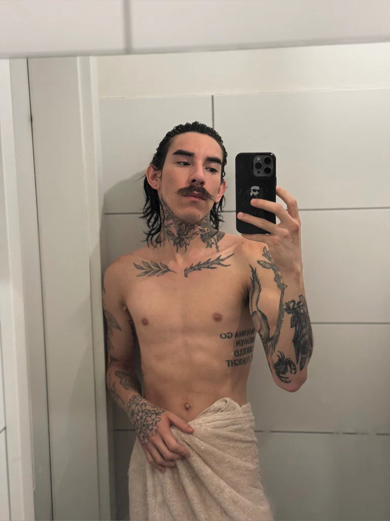 Roman Capellini's avatar