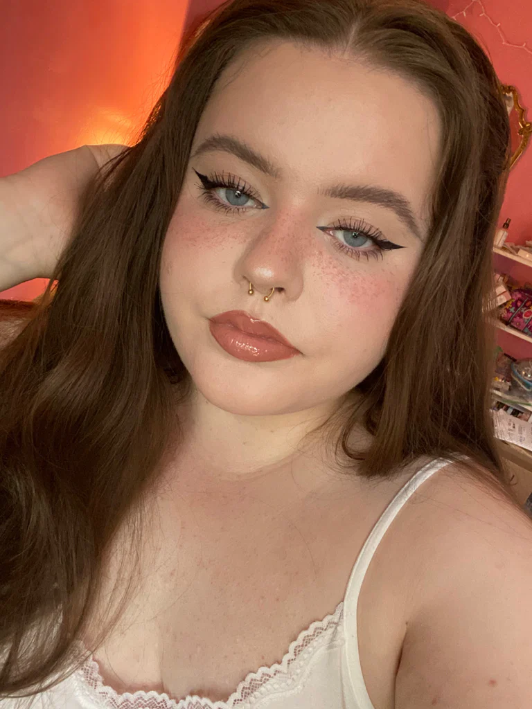 Catie <3's avatar