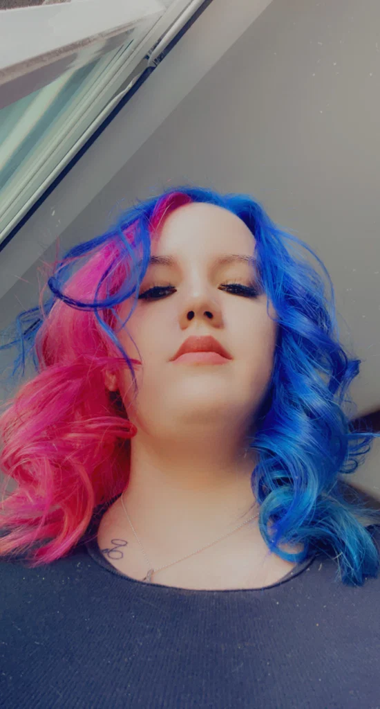Christina Rose's avatar