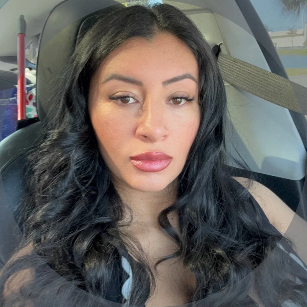 Selena Adams's avatar