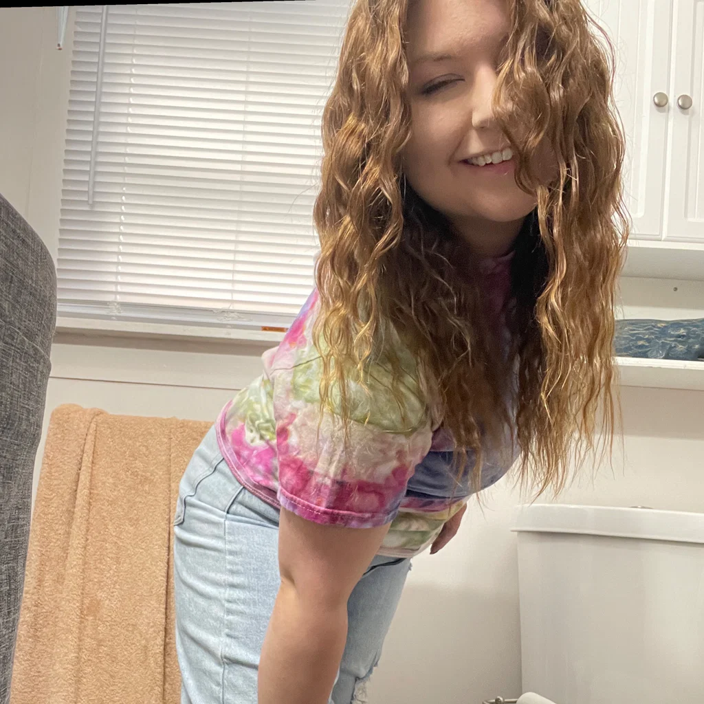 Shyla Angel's avatar
