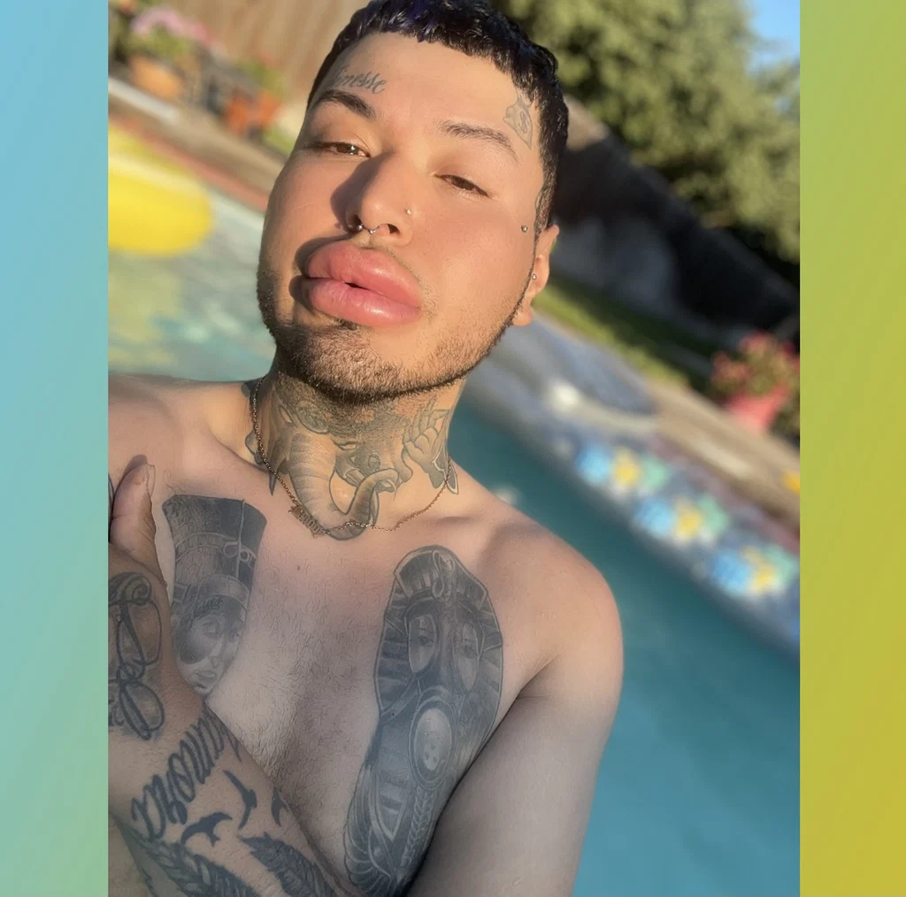 THROAT🐐's avatar