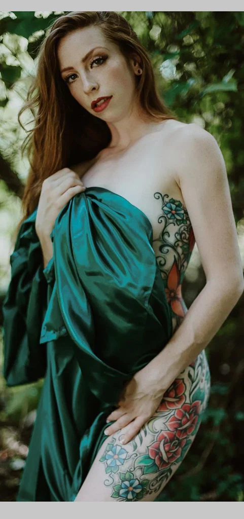 RoxyRed's avatar