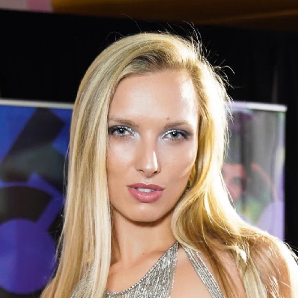 Layna Landry's avatar