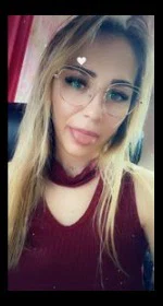 Adriana Julia's avatar