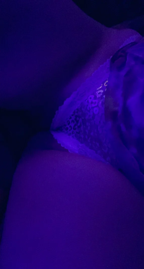 Tan Legged Juliet profile banner