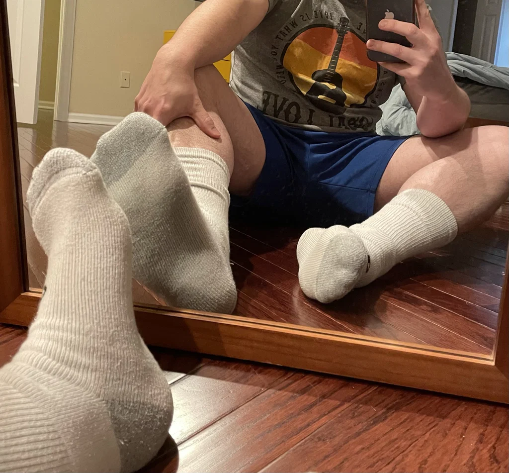 Mask Man Feet's avatar