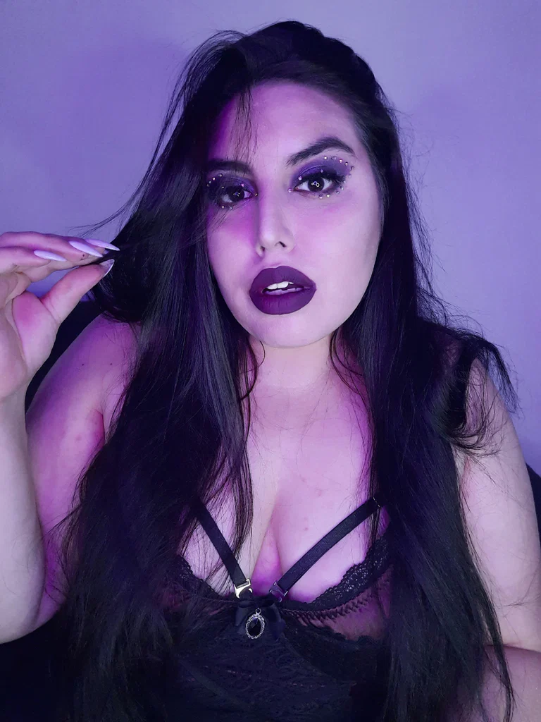 ⛓️​𝗢𝗟𝗜𝗩𝗜𝗔⛓️​ɴᴀꜱᴛʏ ᴋɪɴᴋꜱᴛᴇʀ's avatar