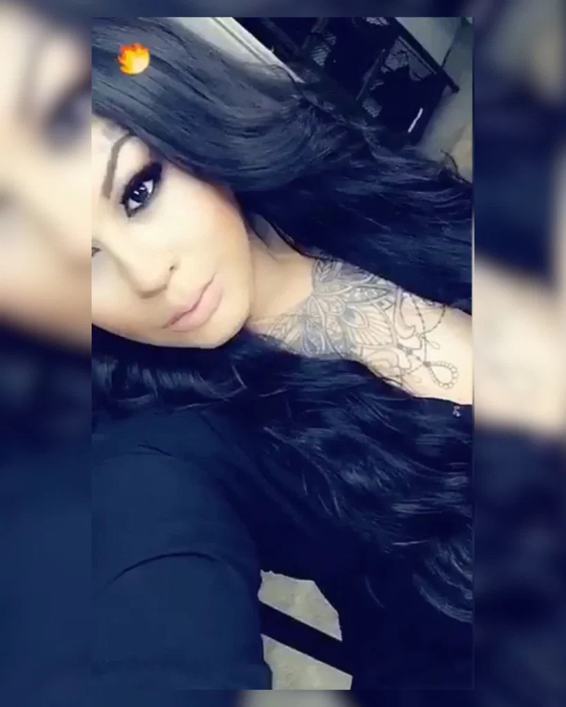 Nikole Londyn's avatar