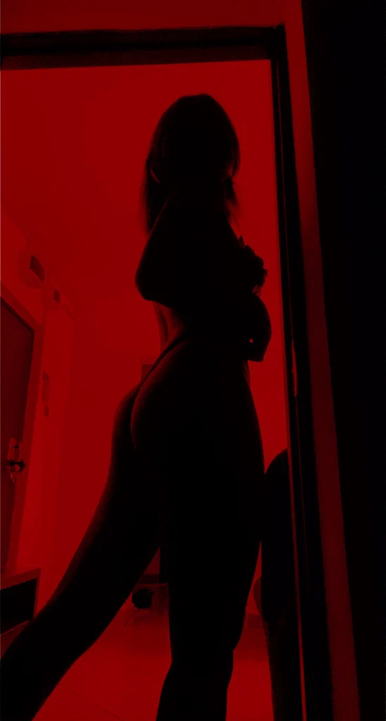 IfYouLoveFeet's avatar