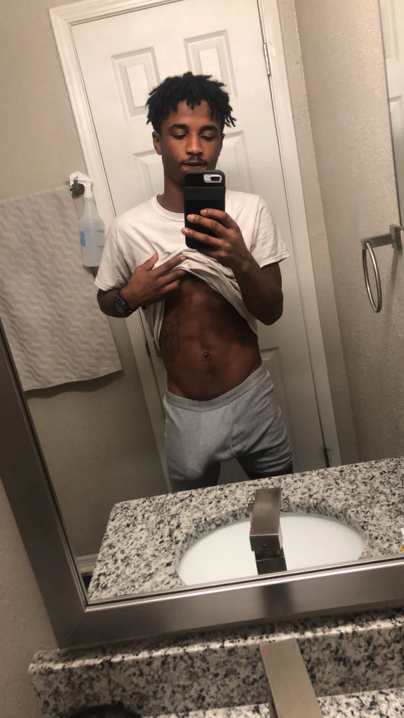 kurvvdaddy's avatar
