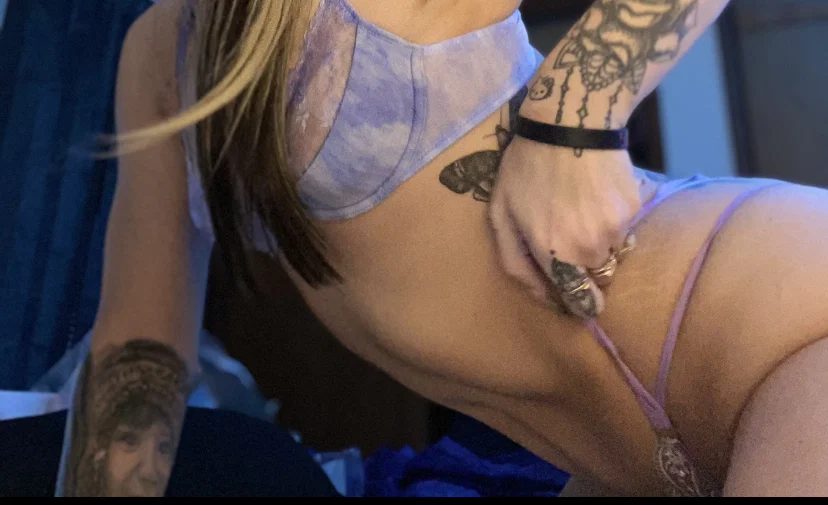 Olivia Beeas profile banner