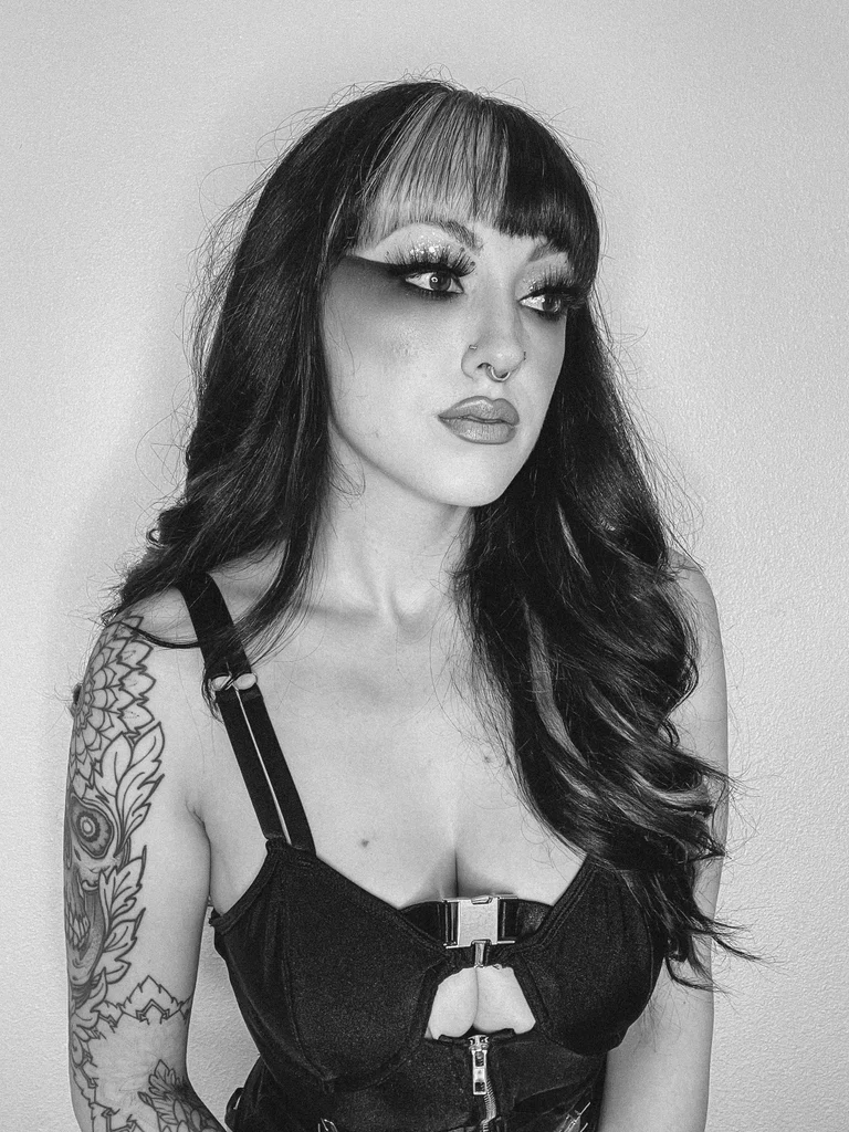 Audrey Mullins's avatar