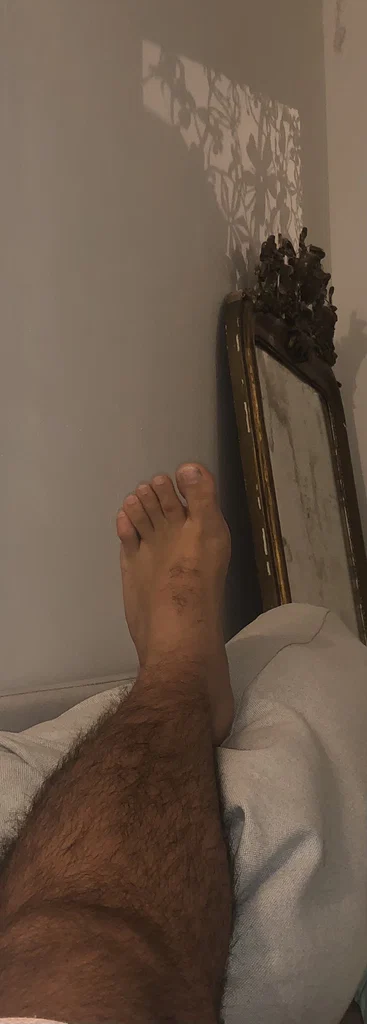 Daddy’s feet