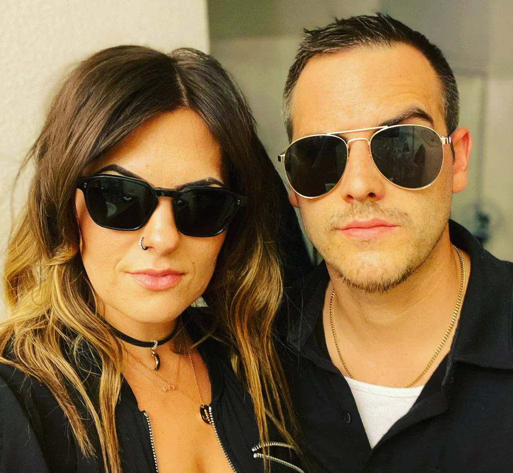 Alex &amp; Samantha's avatar