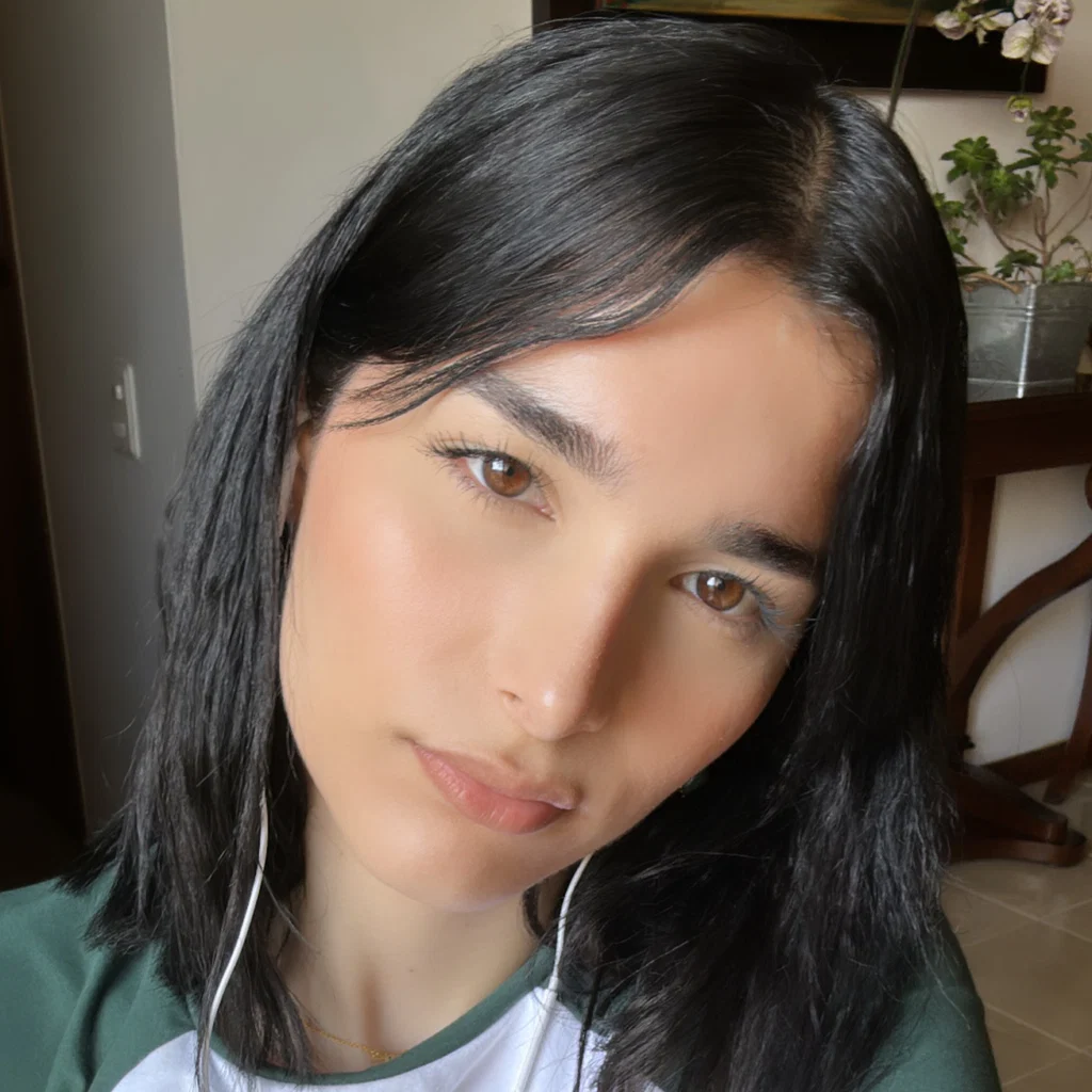 Romantika's avatar