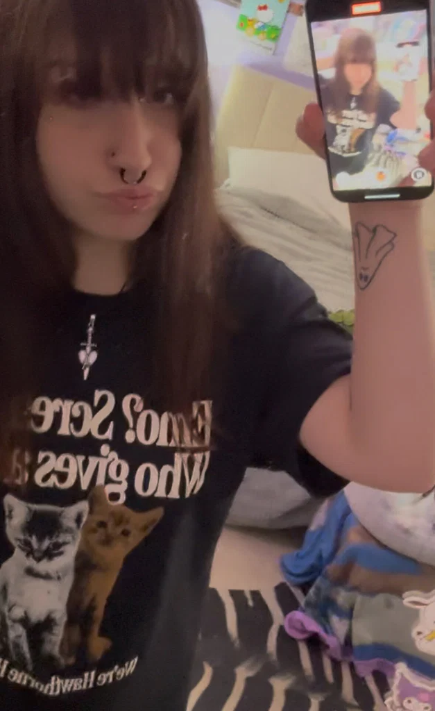 zoe🖤's avatar