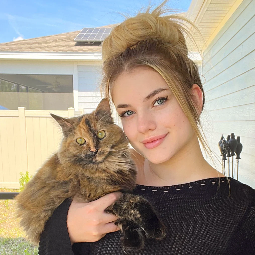 Baylee ♡'s avatar