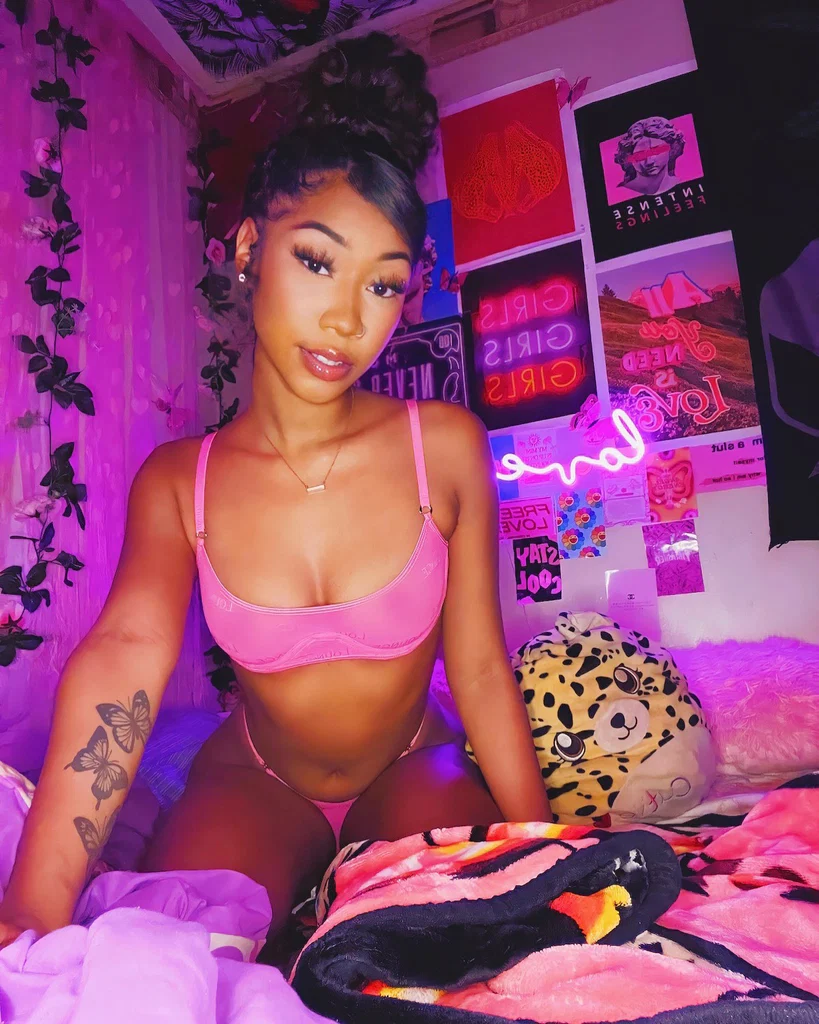 BabyDior🍒's avatar